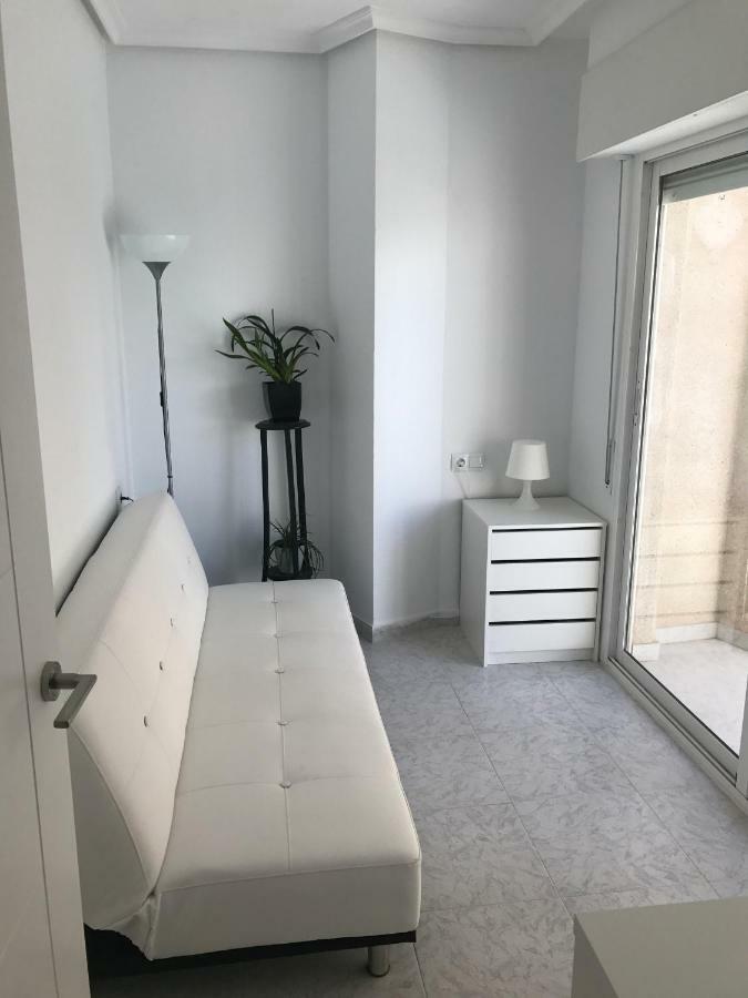 Modern Beach Apartment Torrevieja Dış mekan fotoğraf